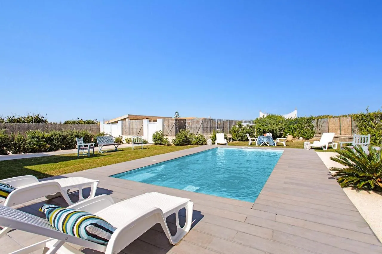 Villa Indaco By Villa Plus Santa Maria Del Focallo Italy
